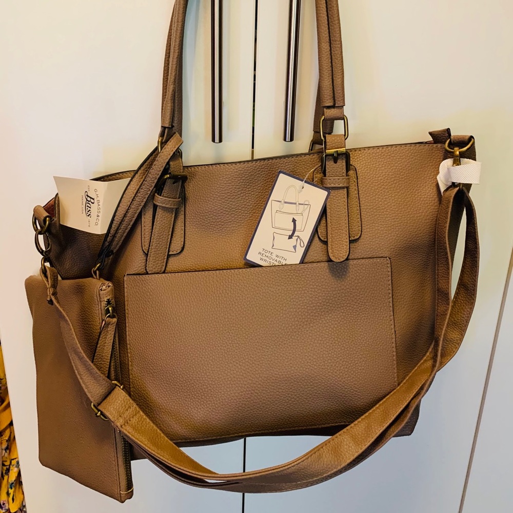 Bass & Co Tote with removable wristlet